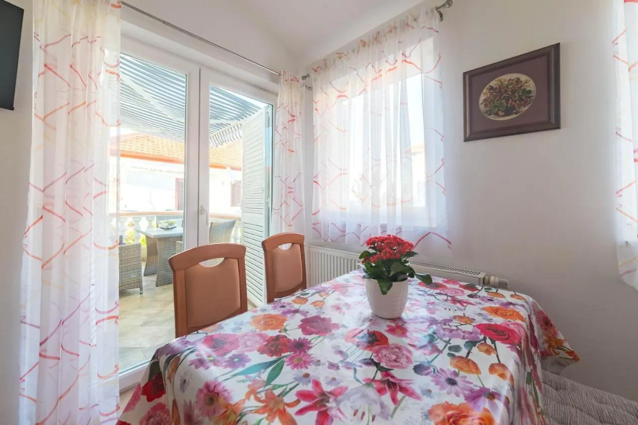 Apartmani Lenka 0*, Ugljan Croatia